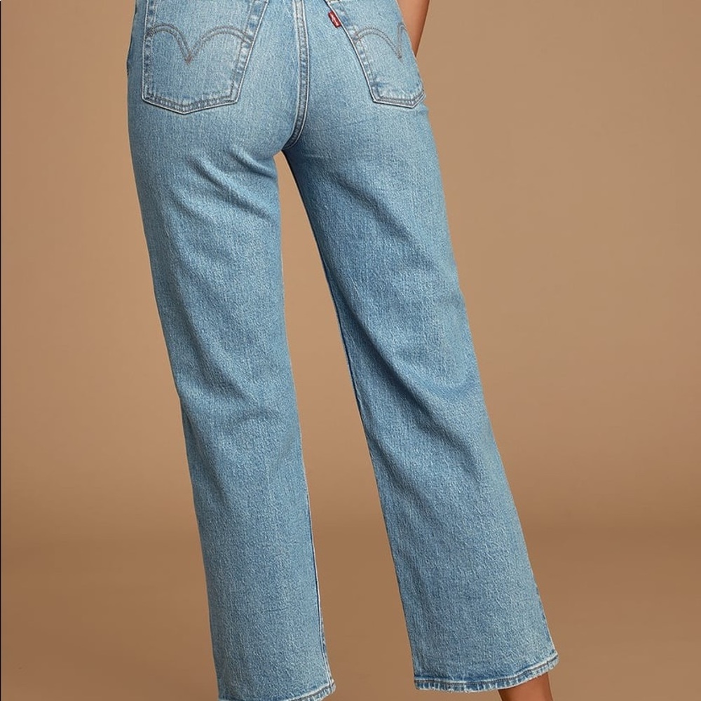 Levi’s Ribcage Straight Denim Jeans Light Wash